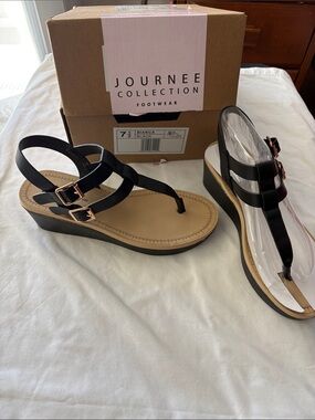 NEW Journee Collection Bianca Black Strappy Wedge Sandals w/Rose Gold Buckles